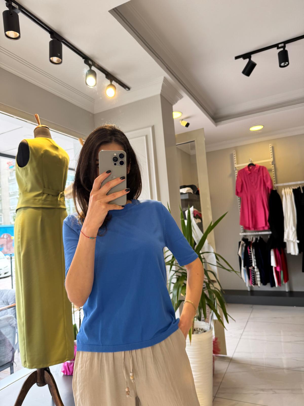 TRİKO AÇIK MAVİ BLUZ